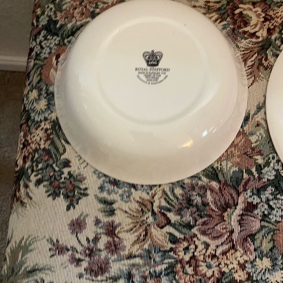 Royal Stafford Transferware Salad Bowl & Plate Set in Spring Floral Botanical - Picture 14 of 15
